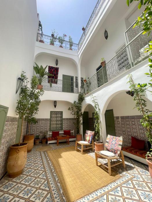 Riad Yu Yu