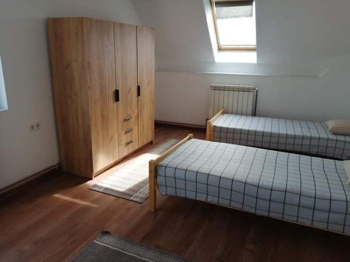 Egyszerű és nagyszerű ház frasinului