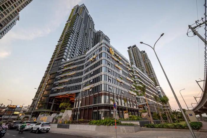 Lumiere Riverside - Luxury Condo District 2