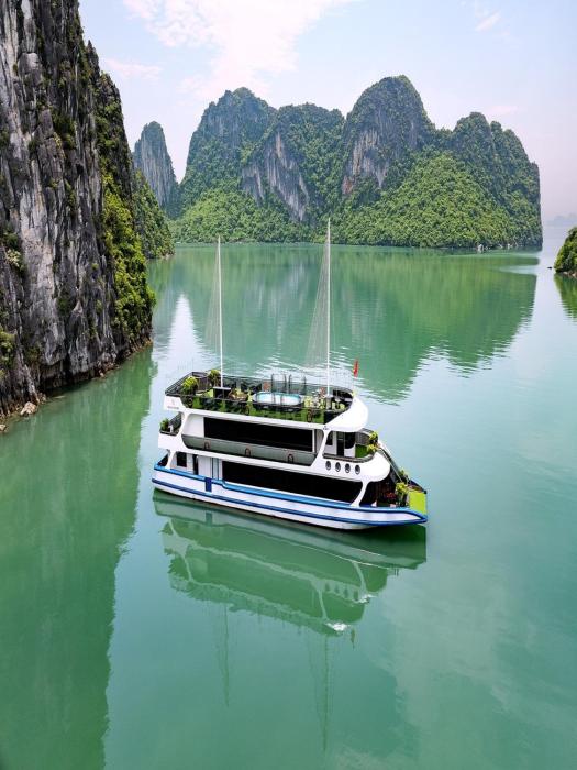 Du thuyền 3 sao - Thăm vịnh Hạ Long DAILY - Bể sục - Buffet - MAI