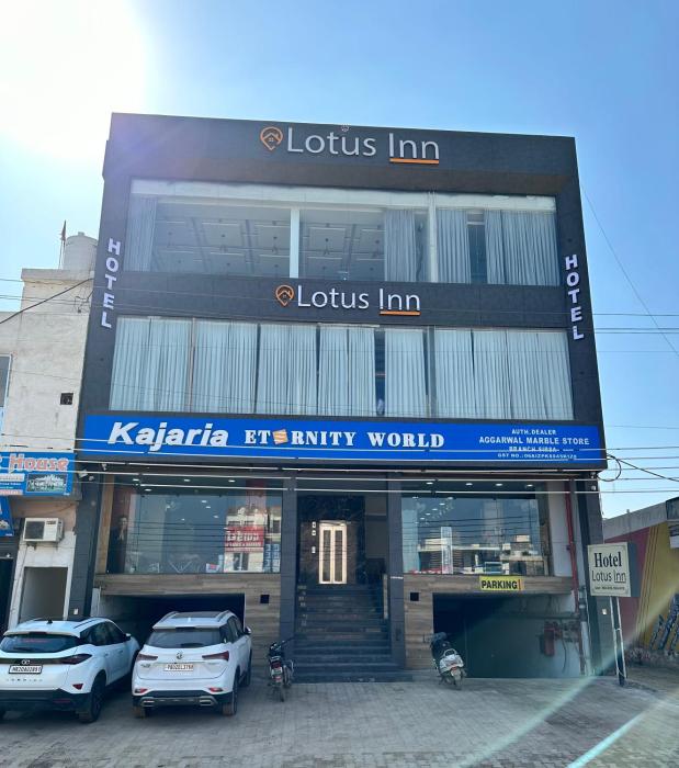 Hotel Lotus Inn