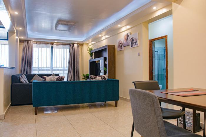 Elegant 2 BR Apartment Kileleshwa - Free Netflix, Parking, Superfast WIFI, Views of Arboretum