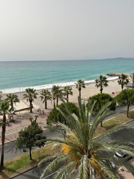 Splendide vue panoramique sur la Méditerranée