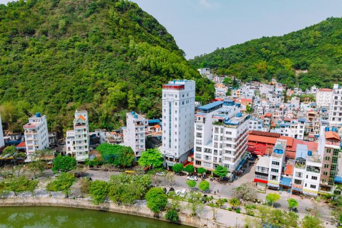 Chu Long Hotel & Spa
