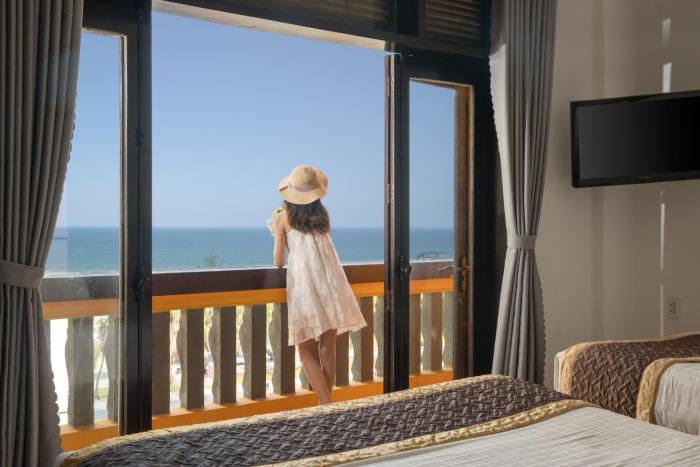 Zenta Sea View Hotel