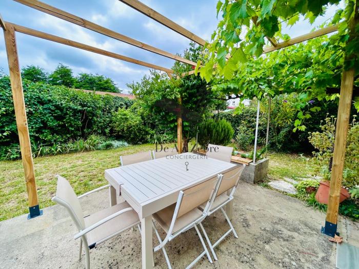 ChaviD 17 - Spacieuse maison avec jardin