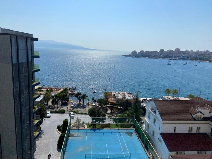 Lovely Seaview Apartment Saranda - 70m from Beach