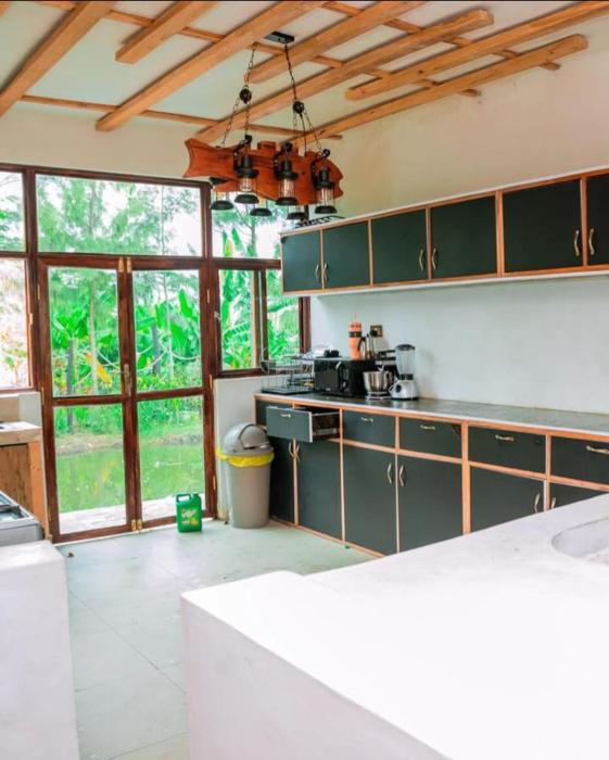 Ubuntu Kreative Village