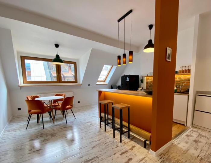 93 m2 Kino na dachu RYNEK