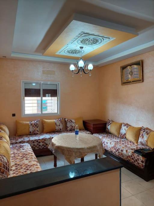 Superbe appartement à Adrar a cote de sela park