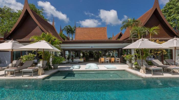 Chic Baan Capo - Luxury Four Bedroom Beachfront Villa