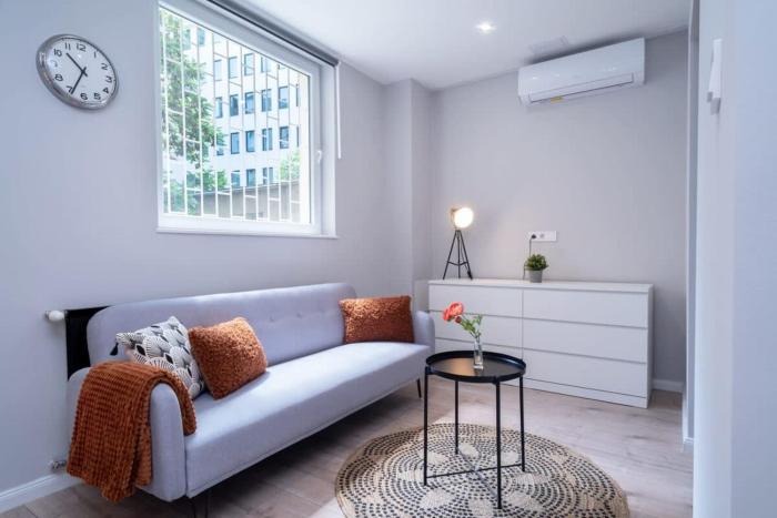 Super Central NEW apartment with air conditioning