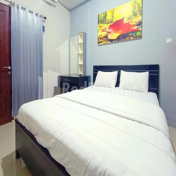 DWaru Homestay Syariah near Jl Slamet Riyadi Mitra RedDoorz