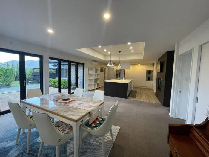 Spacious 4 Bed Family Home