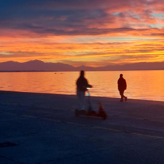 small STUDIO center 1