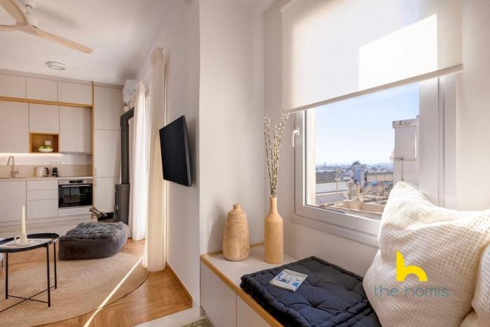 Acropolis Hillside Escape - Fireplace and Sea Views