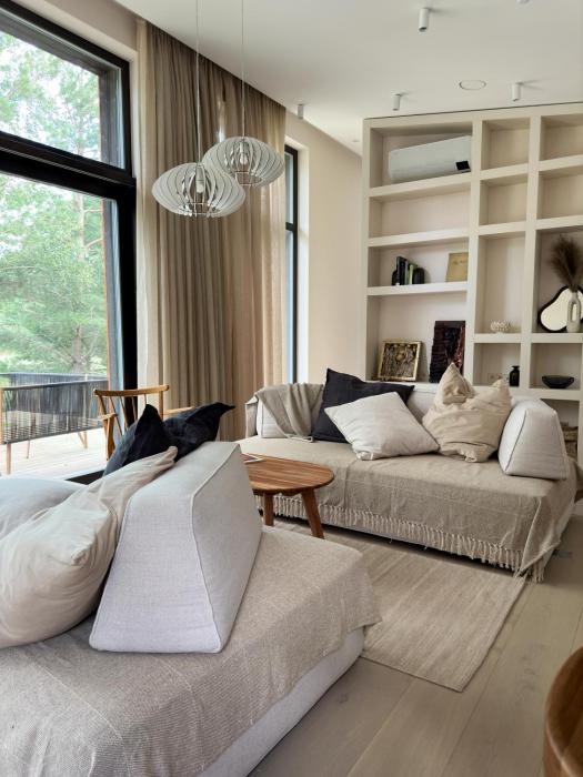 IVIS House Lakeside Retreat in Vilnius