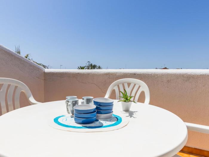 Apartment Drassanes III by Interhome