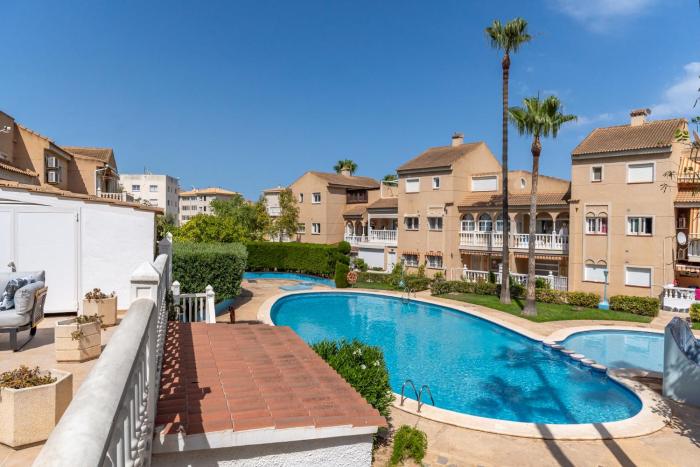 Casa Roberto 2 Bed Duplex Apt Albir Spain