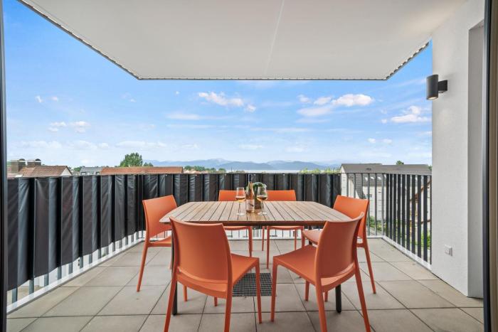 Heimathafen mit See- & Bergsicht