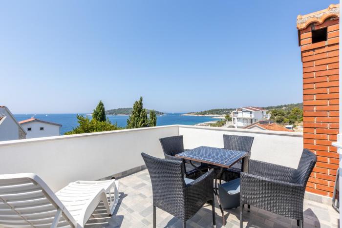 Apartment Zecevo Rtic 10334a