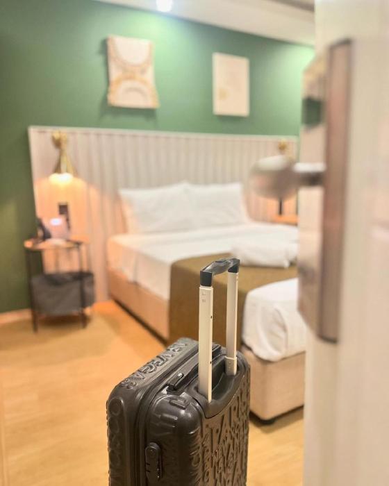 Red Castle Hotel & Pub