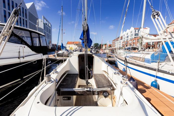 Noclegi na JACHCIE Marina Gdańsk