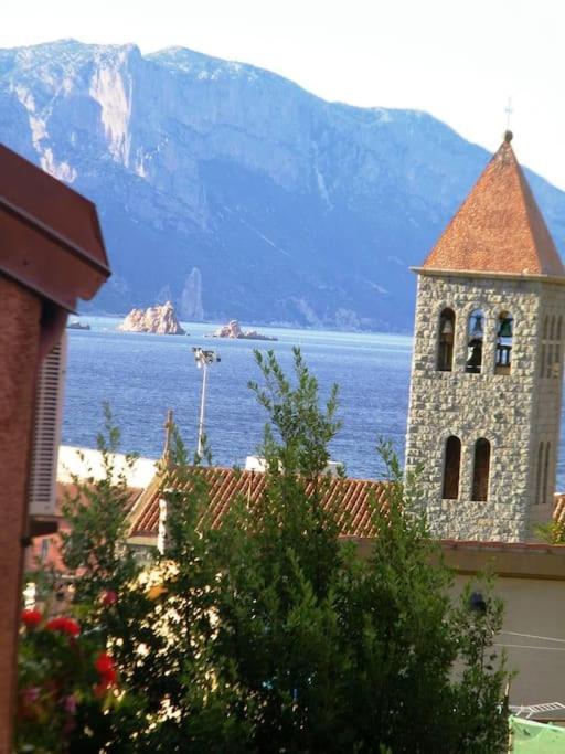 Casa con vista Mare ! Rocce Rosse House