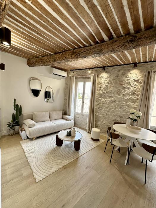 New Charming Apartment Old Town