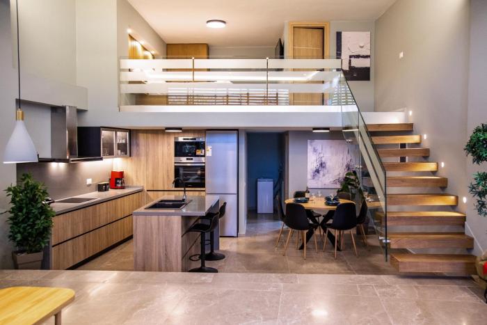 La Strada executive suite