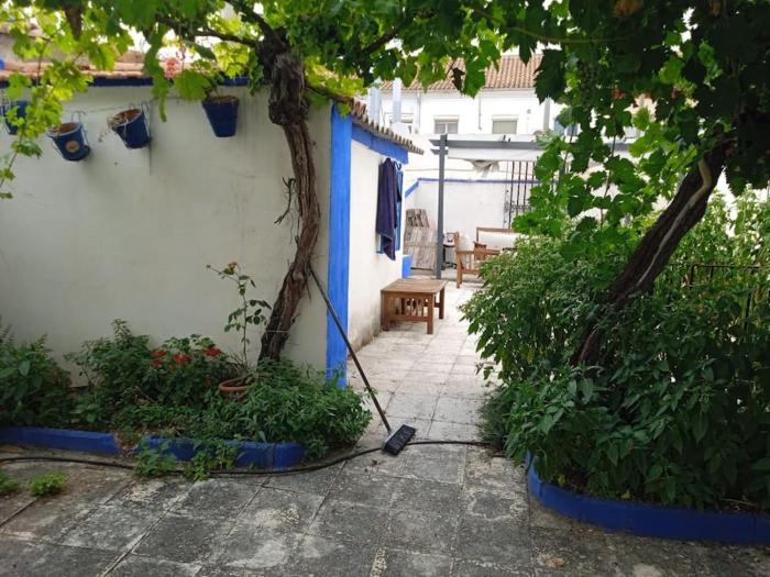 Piso completo 5 personas