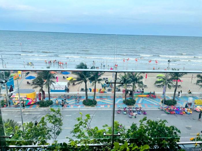Flamingo Hải Tiến - Căn góc 2 Phòng - View 2 mặt biển