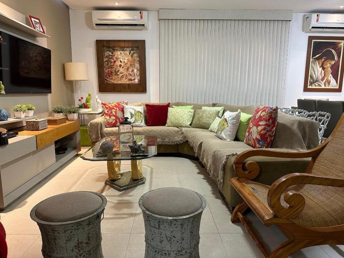 Casa c sauna e churrasqueira 450m Praia do Centro