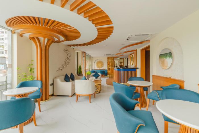 UMET Seaview Hotel with Free Airport Pick up and T&C Apply