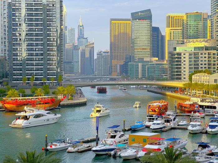 First Line Canal View Studio with Balcony MAX 4 Pax