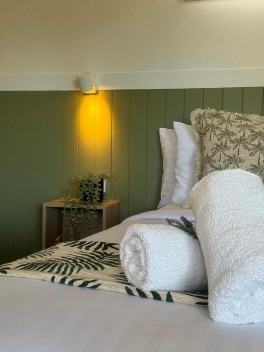 The Highlander Motel - 24HR Check In