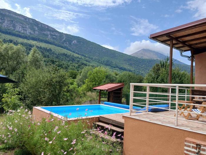 Vikendica Lep pogled