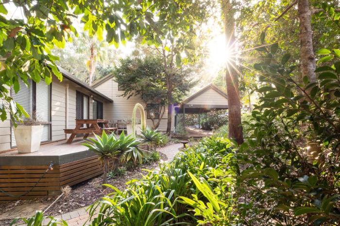 Valley Hideaway - Whole House