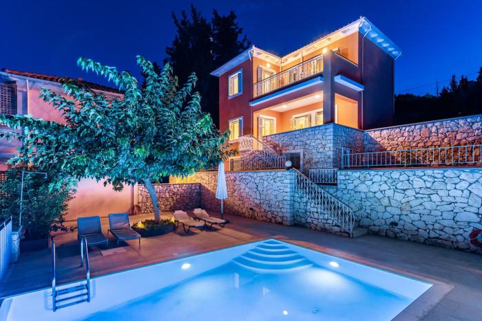 Villa Valmira 2 Bed Villa Ligia Lefkada
