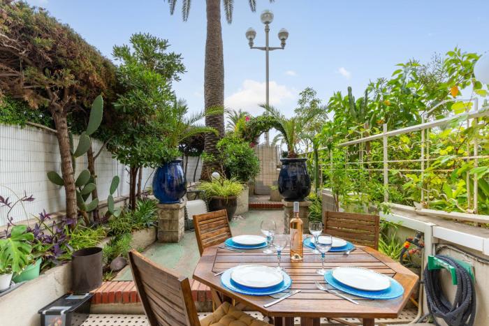 Happyfew La Promenade 53