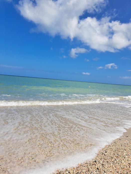 habitación frente al mar