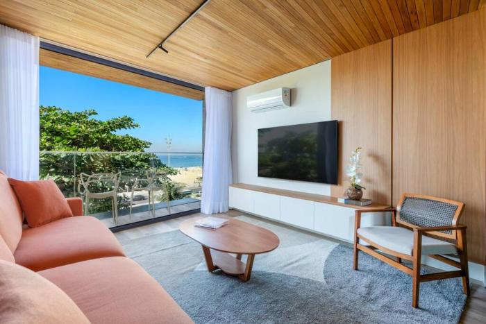 Beachfront Paradise Luxury