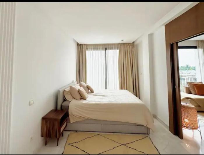 Calm and cozy boho chic studio