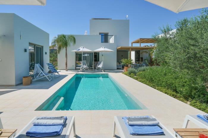 New Stylish Villa Tessera with Private Pool and BBQ