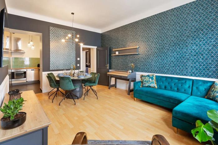 Anthrazit Oasis near Center Shoppingstreet 3 room