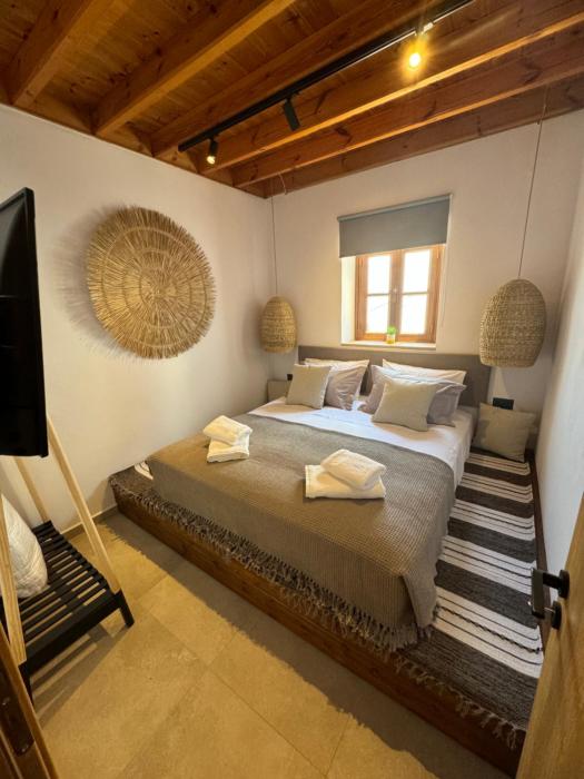 Tapanis luxury house