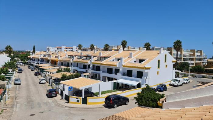 Villa V3 - Vale Pedras