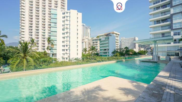 New Beachfront Paradise at Armandos Le Club