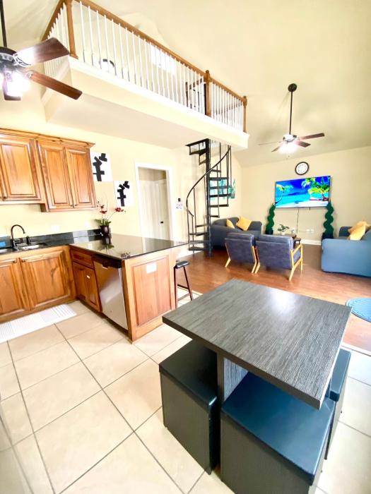 Grand Isle Unit E pet friendly detached condo 3 bedrooms 1 bath easy beach access