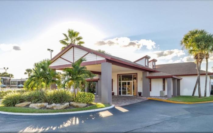 Diamond - Orbit One Vacation Villas- 2BD